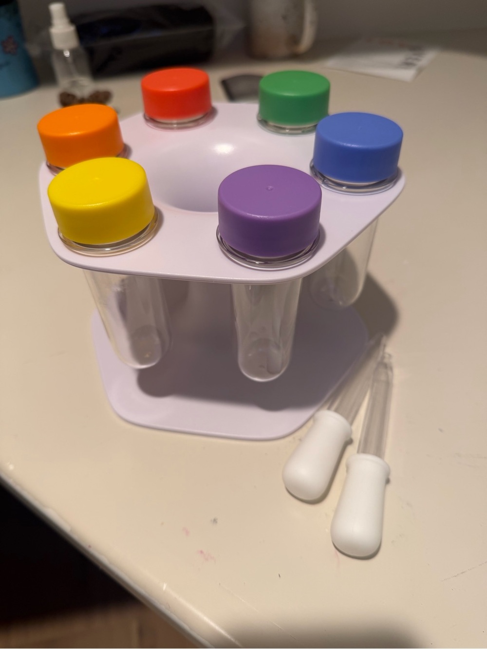 Lovevery lab tubes set